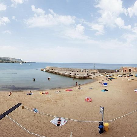 Incantevole Casa Sul Mare 切法卢 外观 照片
